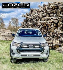 Lazer grille-inbouwset Toyota Hilux (2021+) Triple R-750  - 9