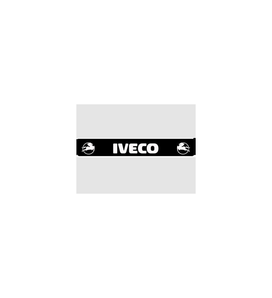 Schwarzer Heckspoiler mit weißem IVECO-Logo  - 1