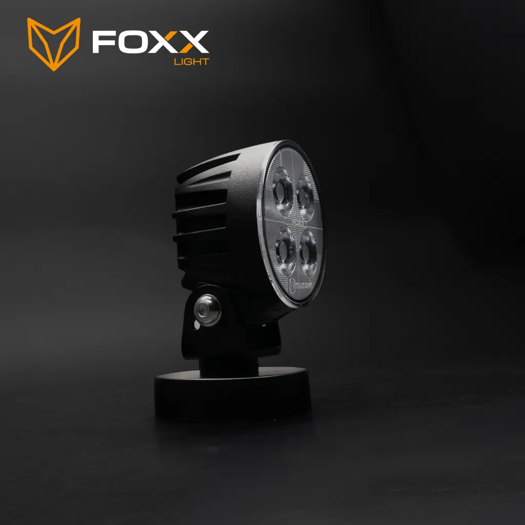 foxxlight-alpha-r-02-logo.webp
