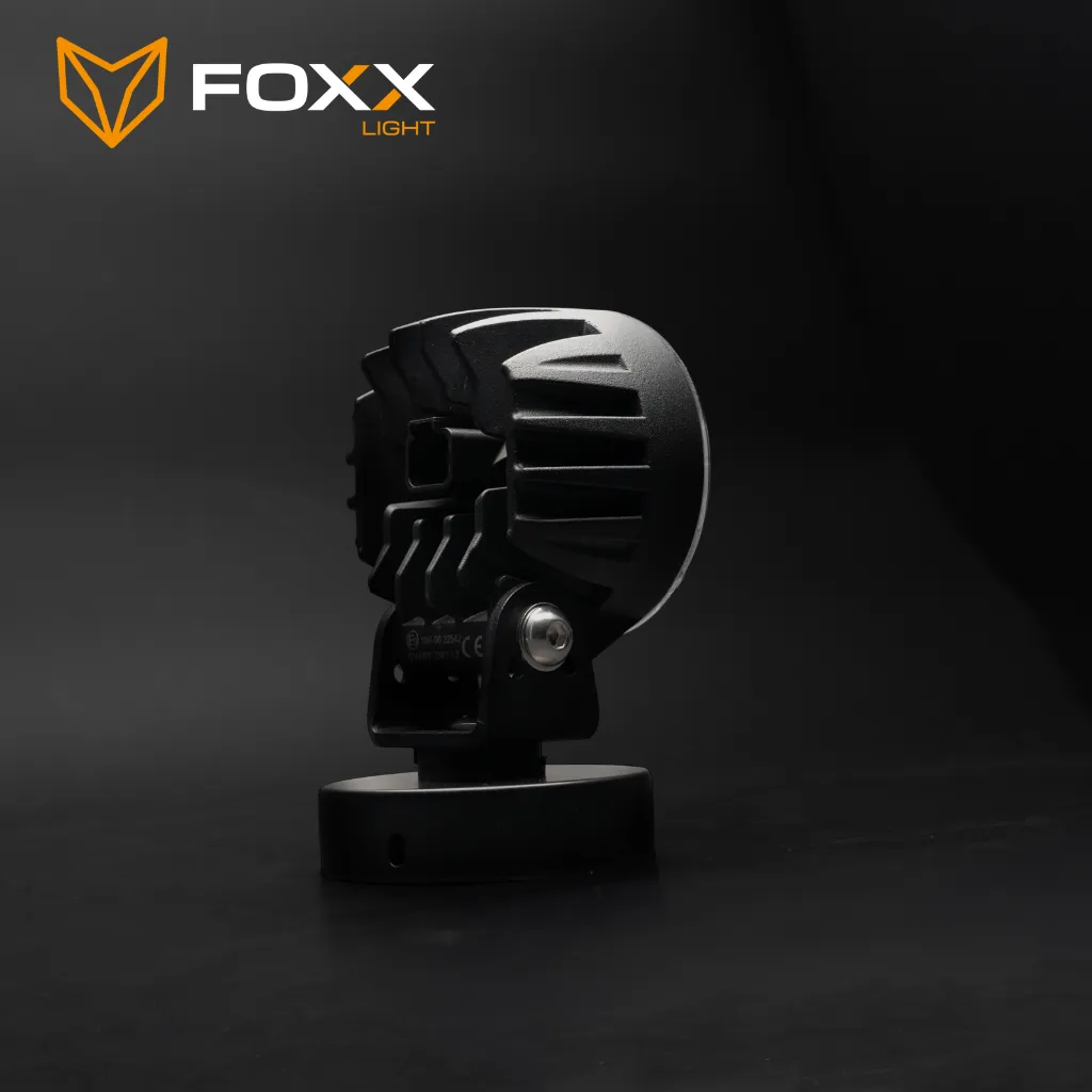 foxxlight-alpha-r-04-logo.webp