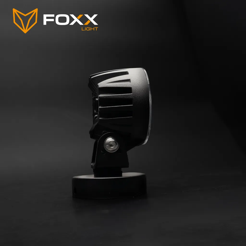 foxxlight-alpha-r-03-logo.webp