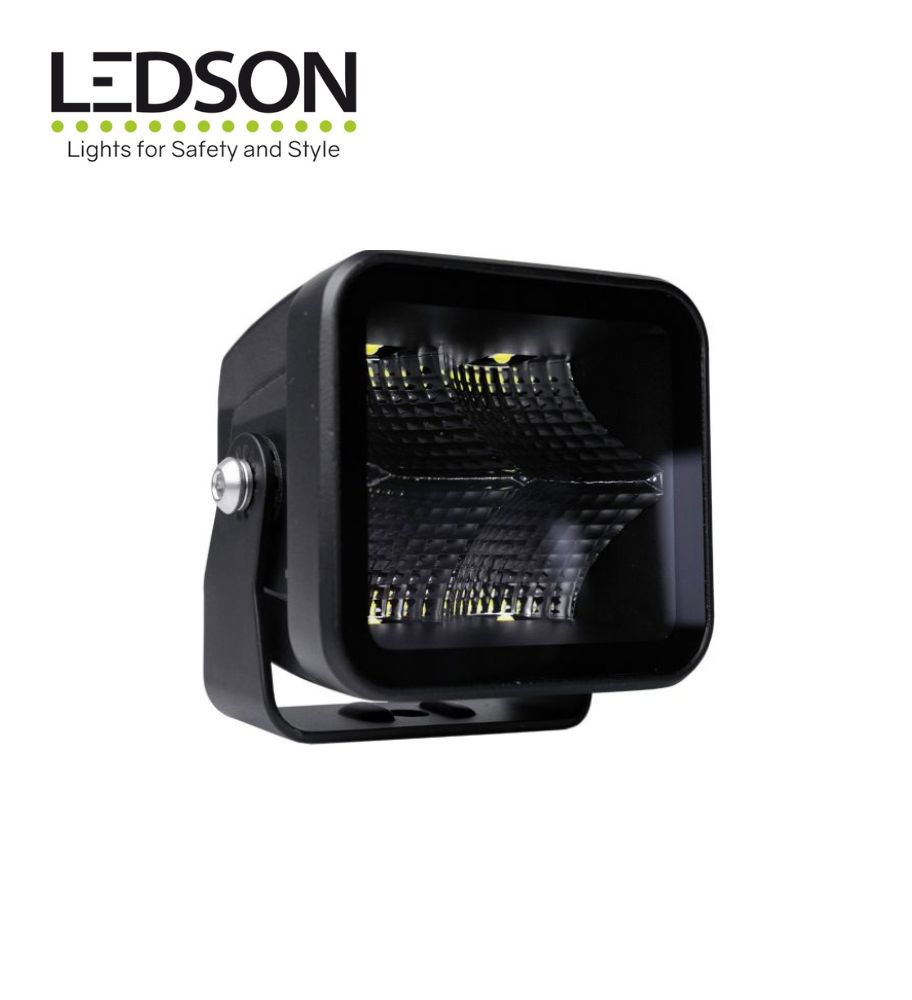 [PL33301041] Ledson phare de recul et de travail Vega F 40W